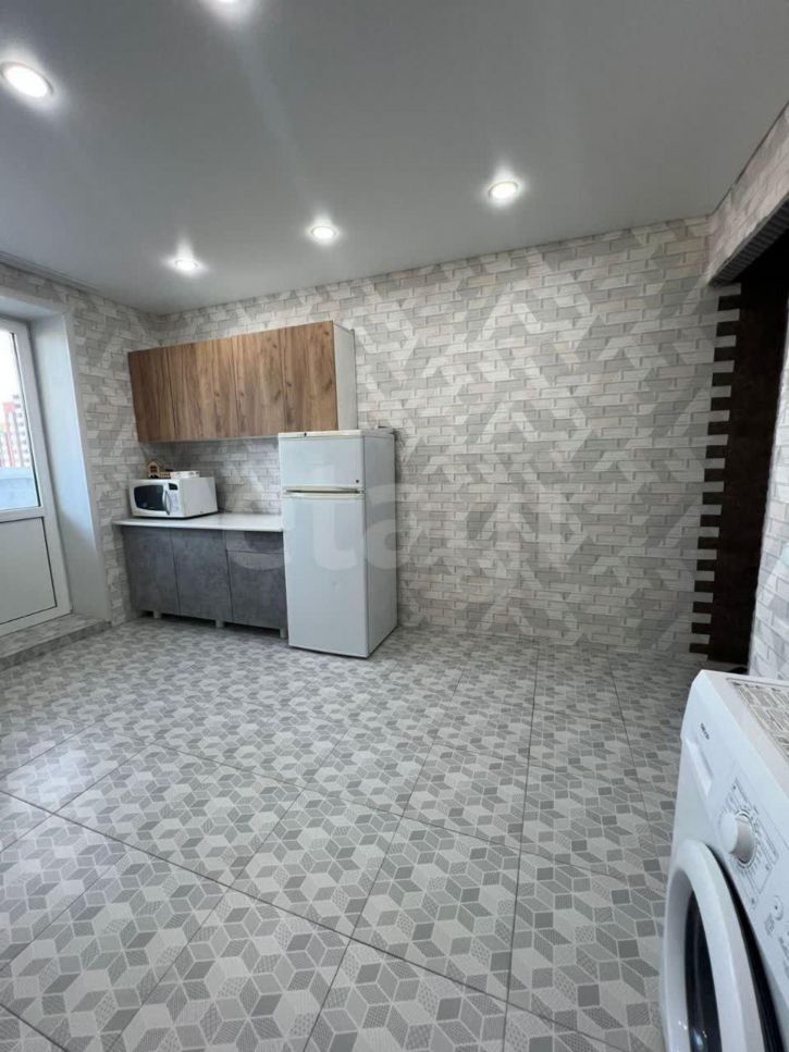 2-комн квартира улица Гагарина, 82а