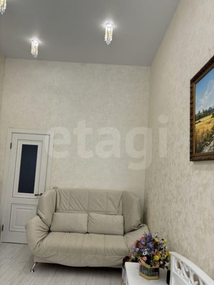 2-комн квартира улица Гагарина, 80в