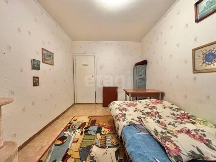 3-комн квартира Ленинградская улица, 103а