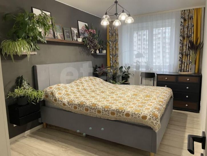 2-комн квартира улица Возрождения, 51