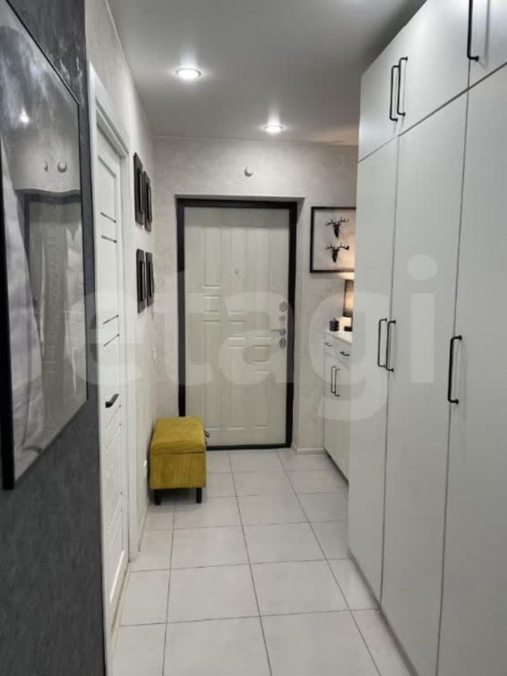 2-комн квартира улица Возрождения, 51