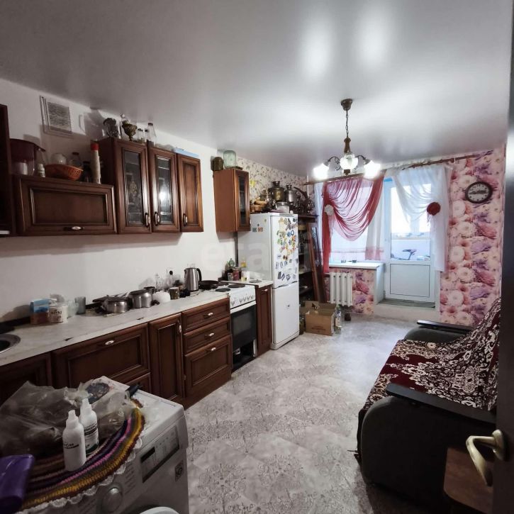2-комн квартира улица Космонавта Беляева, 32к3