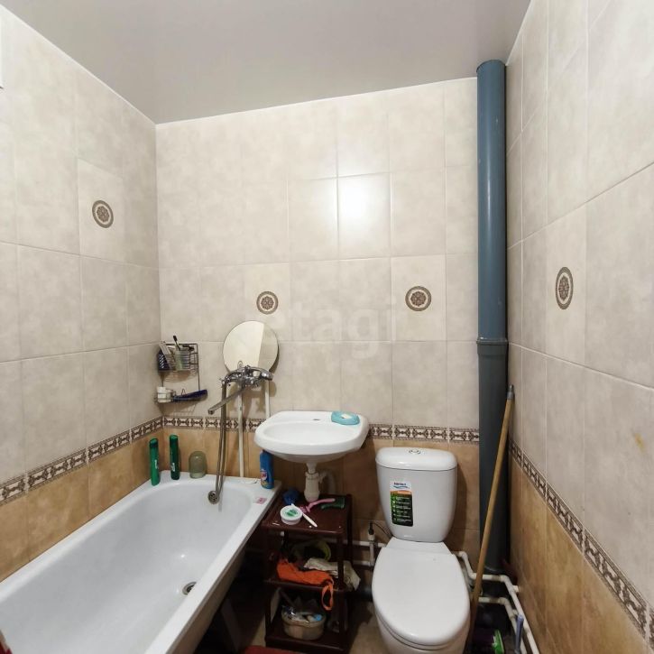 2-комн квартира улица Космонавта Беляева, 32к3