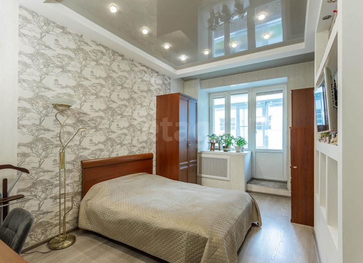 2-комн квартира улица Гагарина, 2ак6