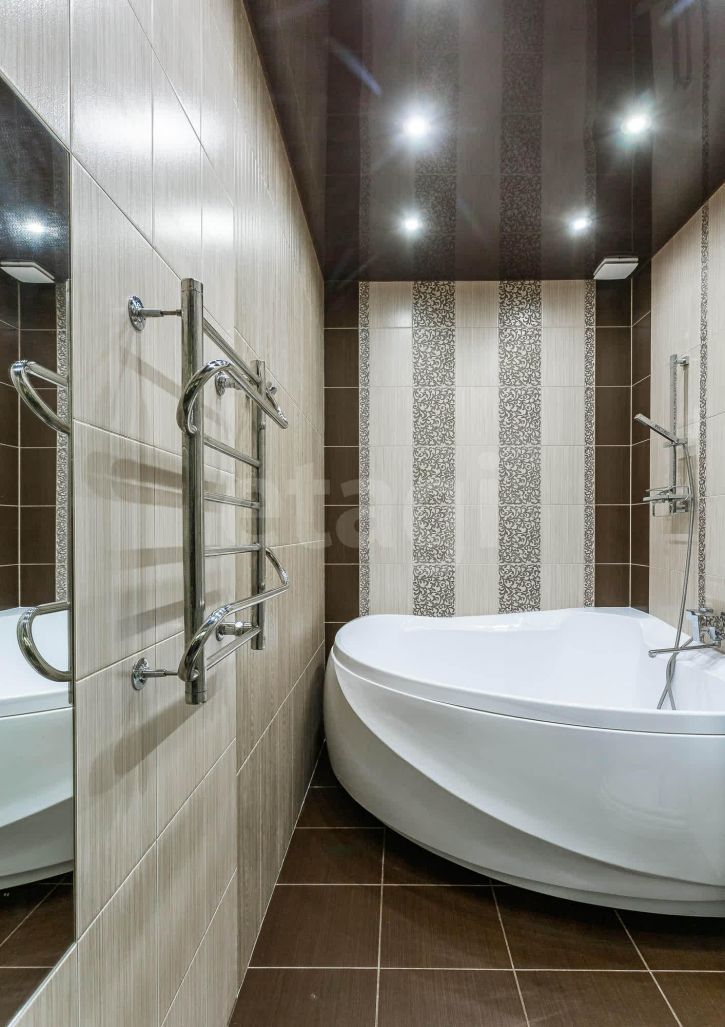 2-комн квартира улица Гагарина, 2ак6