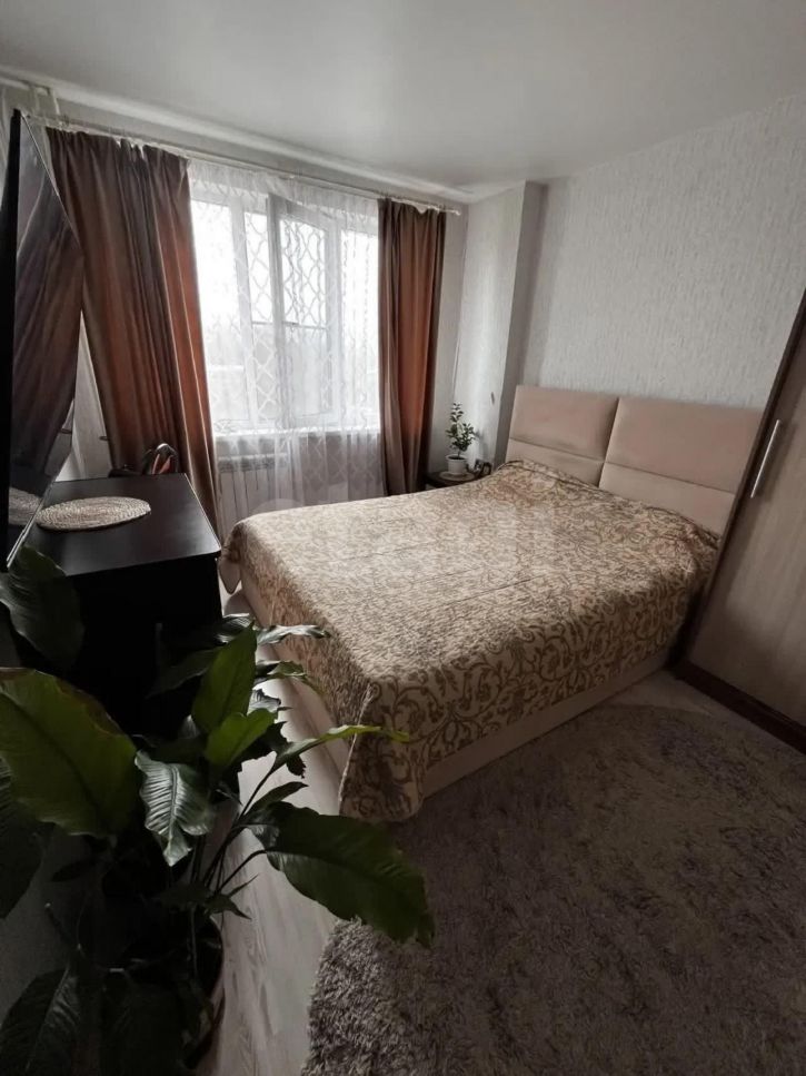 2-комн квартира Молодёжная улица, 20