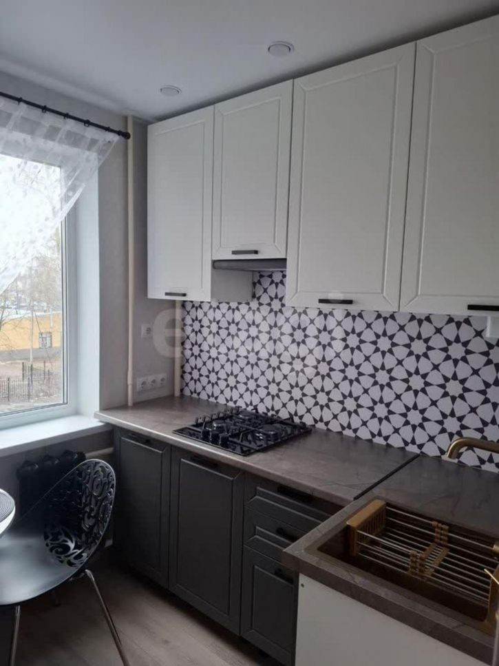 2-комн квартира улица Добролюбова, 31