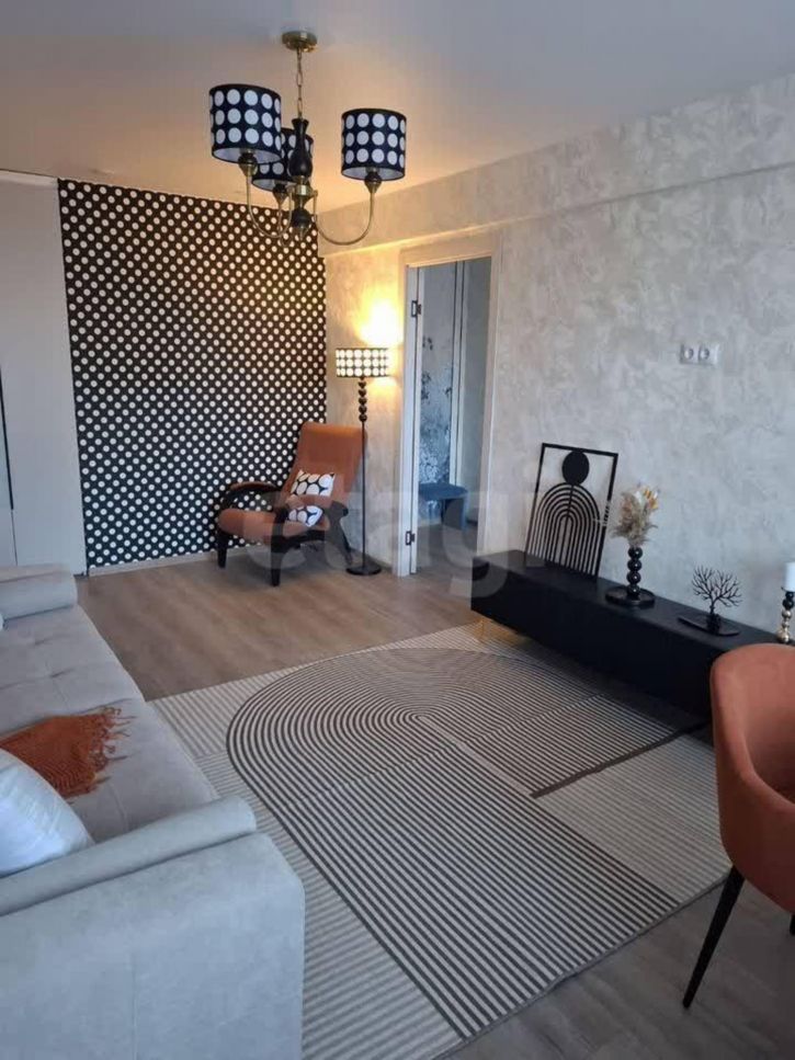 2-комн квартира улица Добролюбова, 31