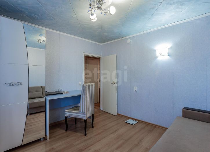 2-комн квартира улица Маршала Конева, 12а