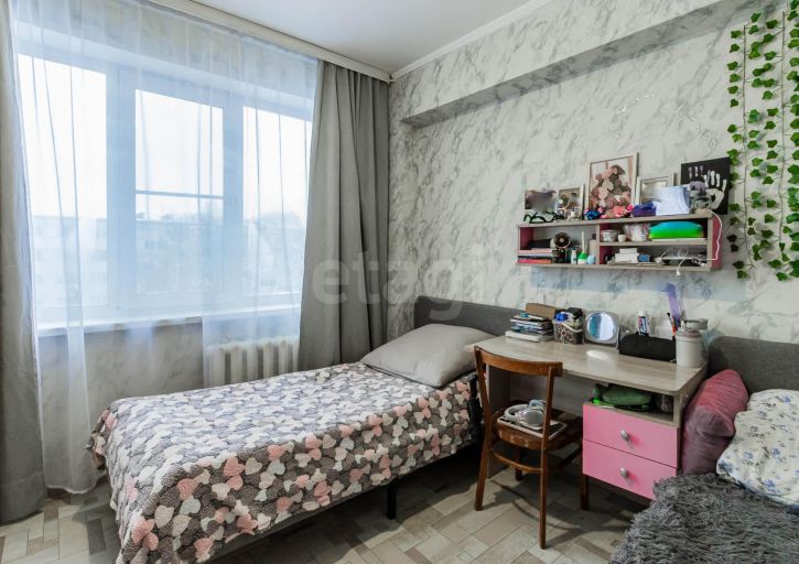 4-комн квартира улица Космонавта Беляева, 1б