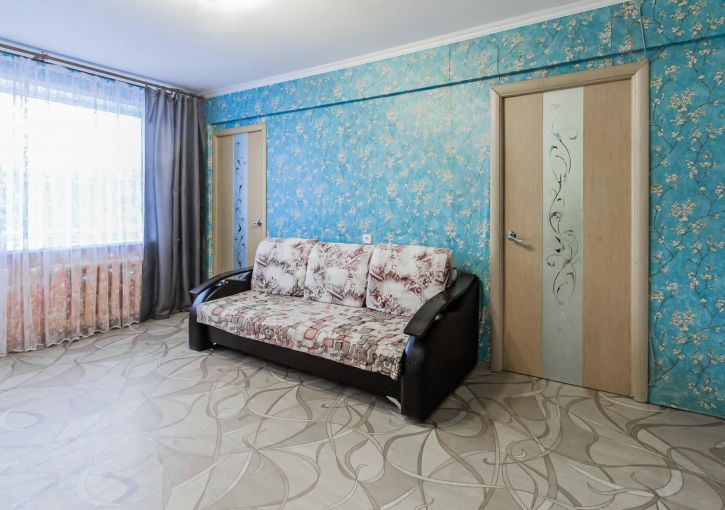 4-комн квартира улица Космонавта Беляева, 1б