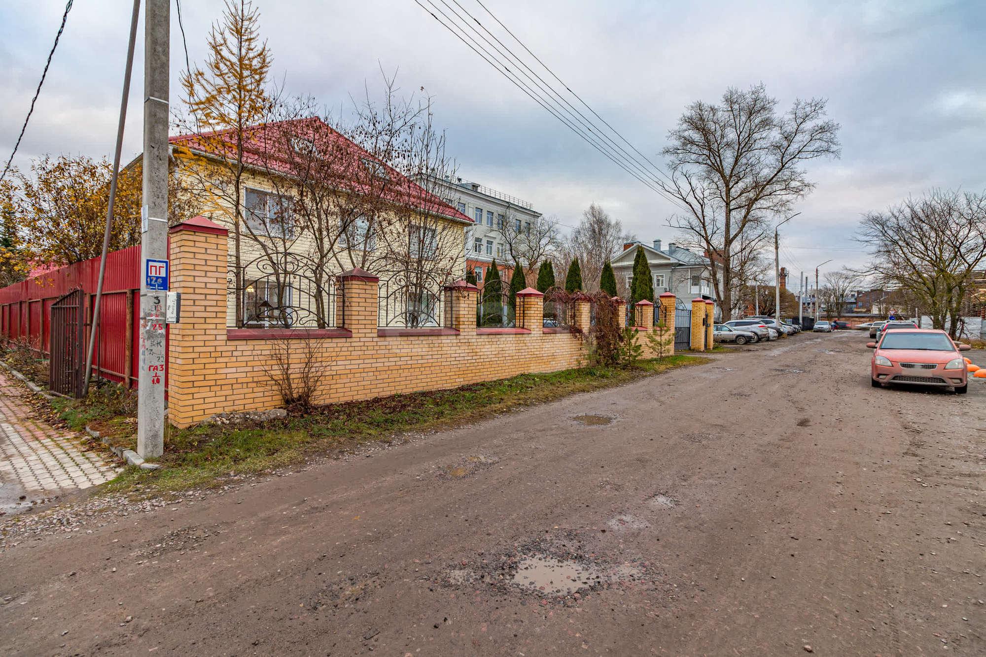 Купить дачу, дом, коттедж за 14 900 000 рублей на Кривой переулок