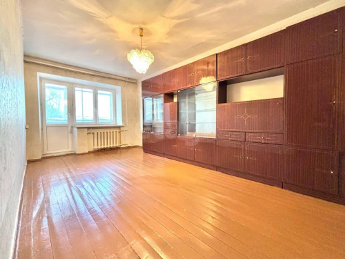 Продажа 3-комн квартиры Ленинградская улица, 72