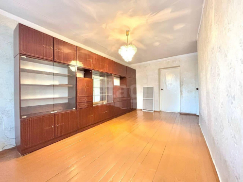 Продажа 3-комн квартиры Ленинградская улица, 72