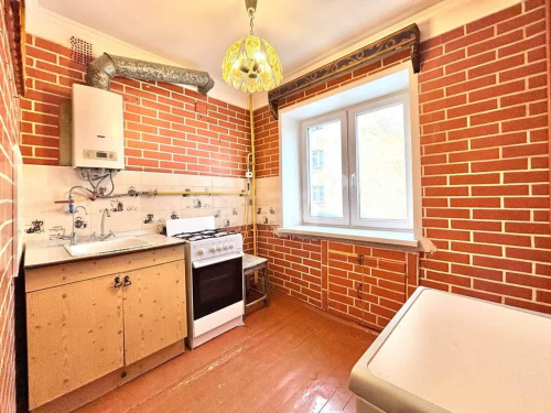 Продажа 3-комн квартиры Ленинградская улица, 72