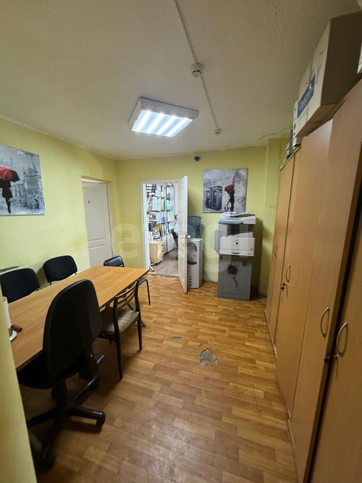 Купить офис, помещение под офис за 8 000 000 рублей на улица Маршала Конева, 10