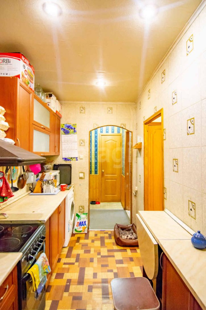 3-комн квартира улица Мальцева, 33