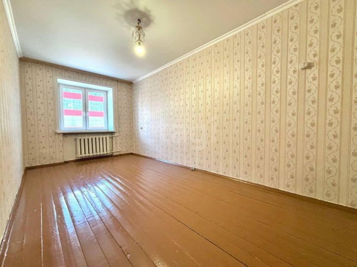 3-комн квартира Ленинградская улица, 72