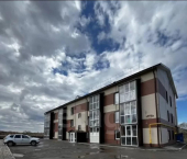 -комн, 32.9кв м, этаж 3/3 Новгородская улица, 58а