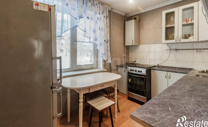 3-комн квартира 1-й микрорайон ГПЗ-23, 26
