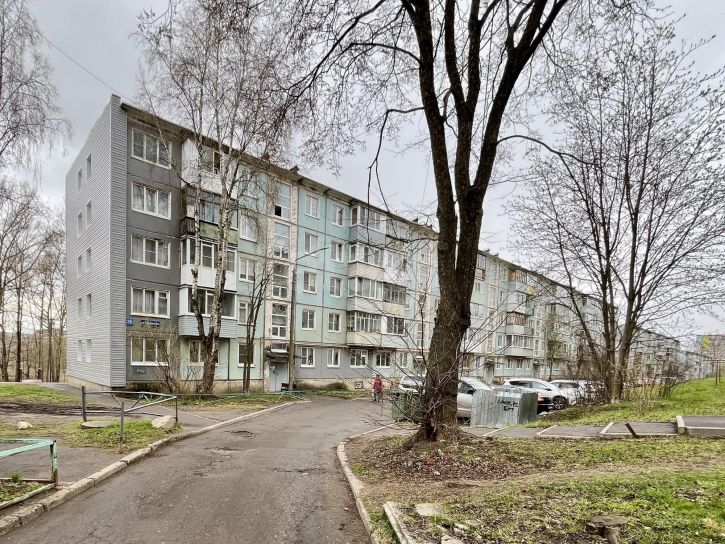 2-комн квартира улица Дзержинского, 35