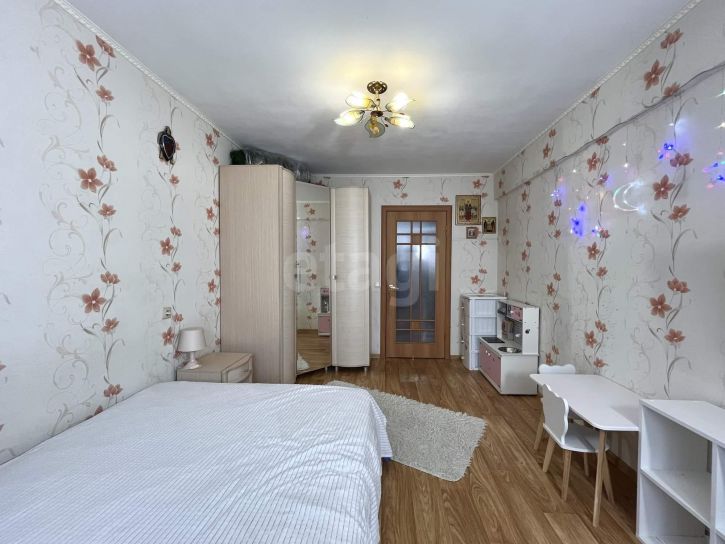 2-комн квартира улица Дзержинского, 35