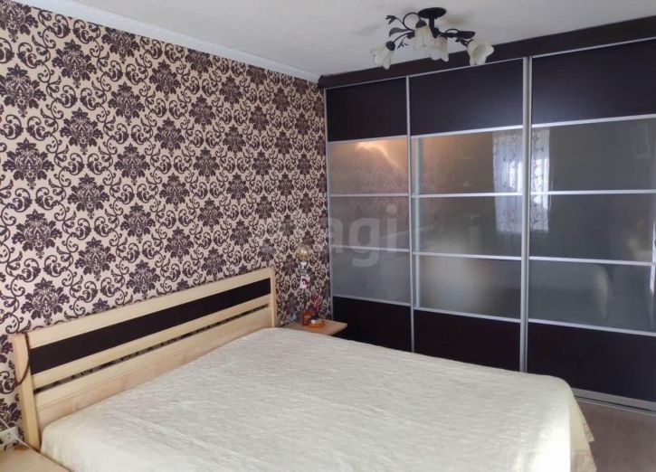 3-комн квартира улица Щетинина, 3