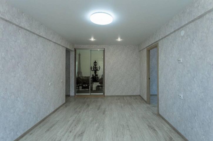 3-комн квартира Горького ул