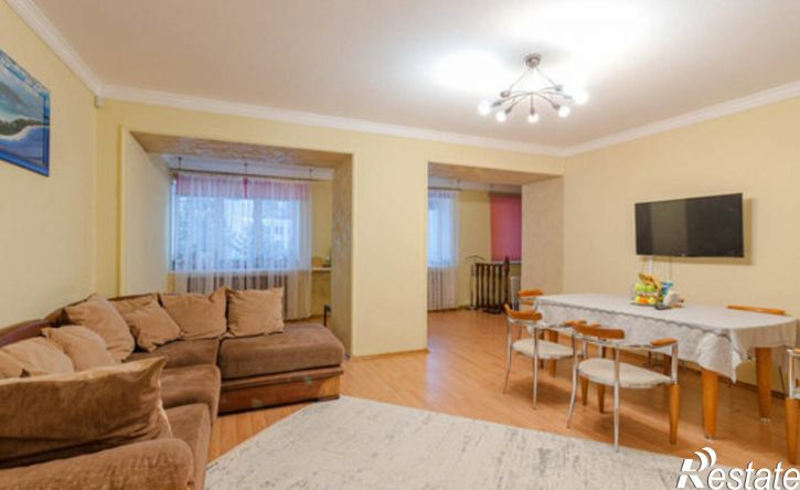 4-комн квартира ул Чехова, 13,  д. 13