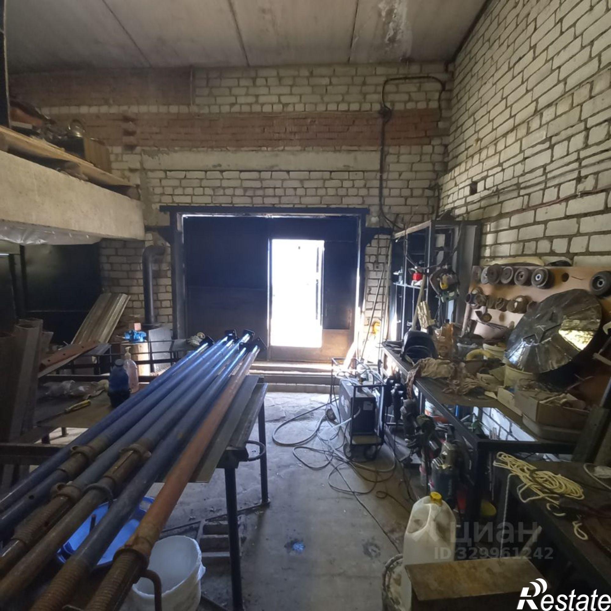 Купить гараж, место в паркинге за 1 560 000 рублей на улица Космонавтов