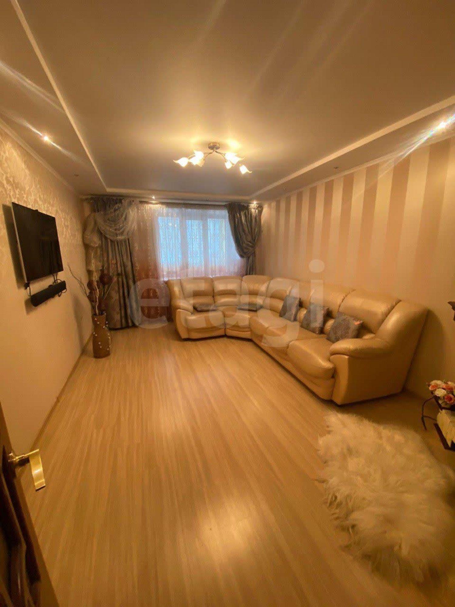 Купить квартиру за 16 000 000 рублей на улица Южакова, 2
