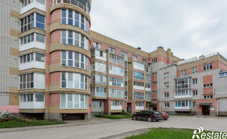4-комн квартира наб 6 Армии, 9,  д. 9