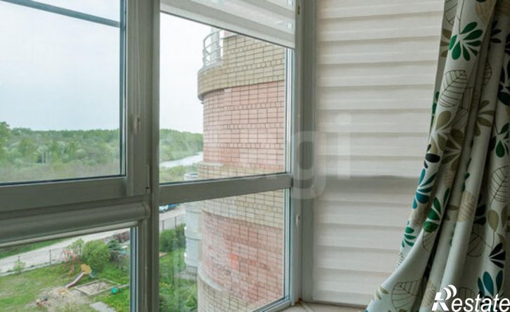 4-комн квартира наб 6 Армии, 9,  д. 9