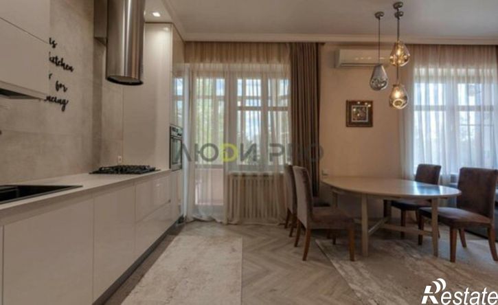 3-комн квартира ул Леденцова, 10б,  д. 10б