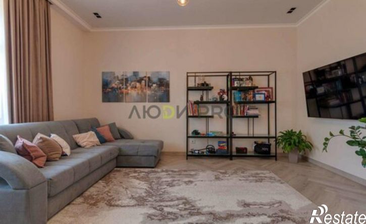 3-комн квартира ул Леденцова, 10б,  д. 10б