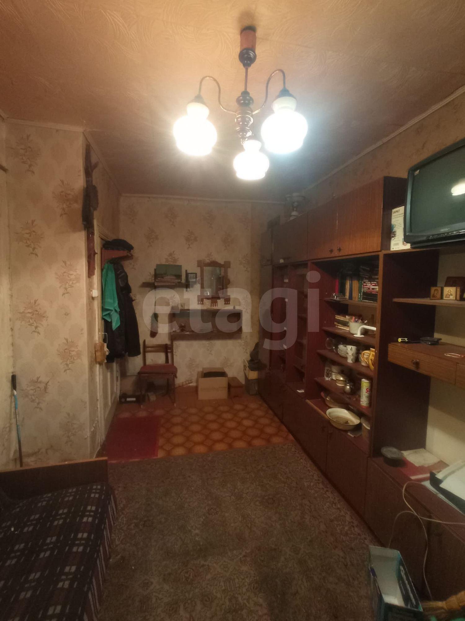 Купить комнату за 350 000 рублей на улица Ловенецкого, 9а