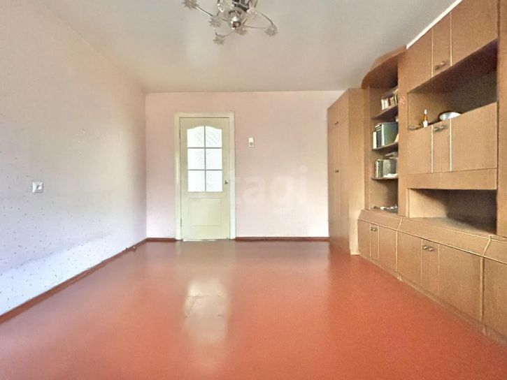 3-комн квартира улица Михаила Поповича, 22б