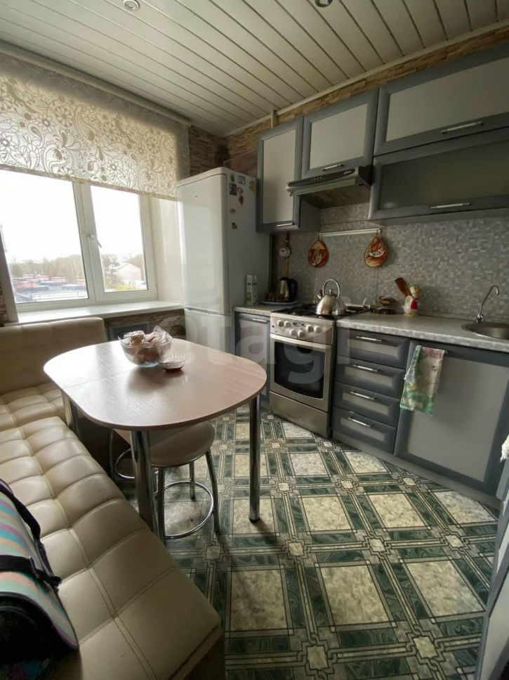 3-комн квартира Ленинградская улица, 85