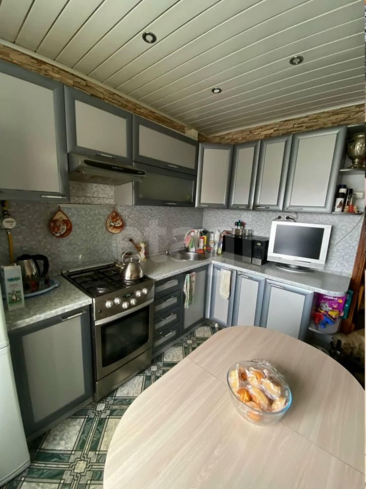 3-комн квартира Ленинградская улица, 85