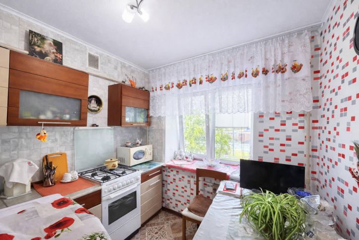 1-комн квартира улица Ильюшина, 4