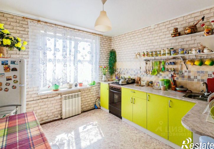 3-комн квартира ул Строителей, 18,  д. 18