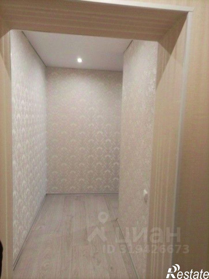 2-комн квартира улица Возрождения, 47,  д. 47