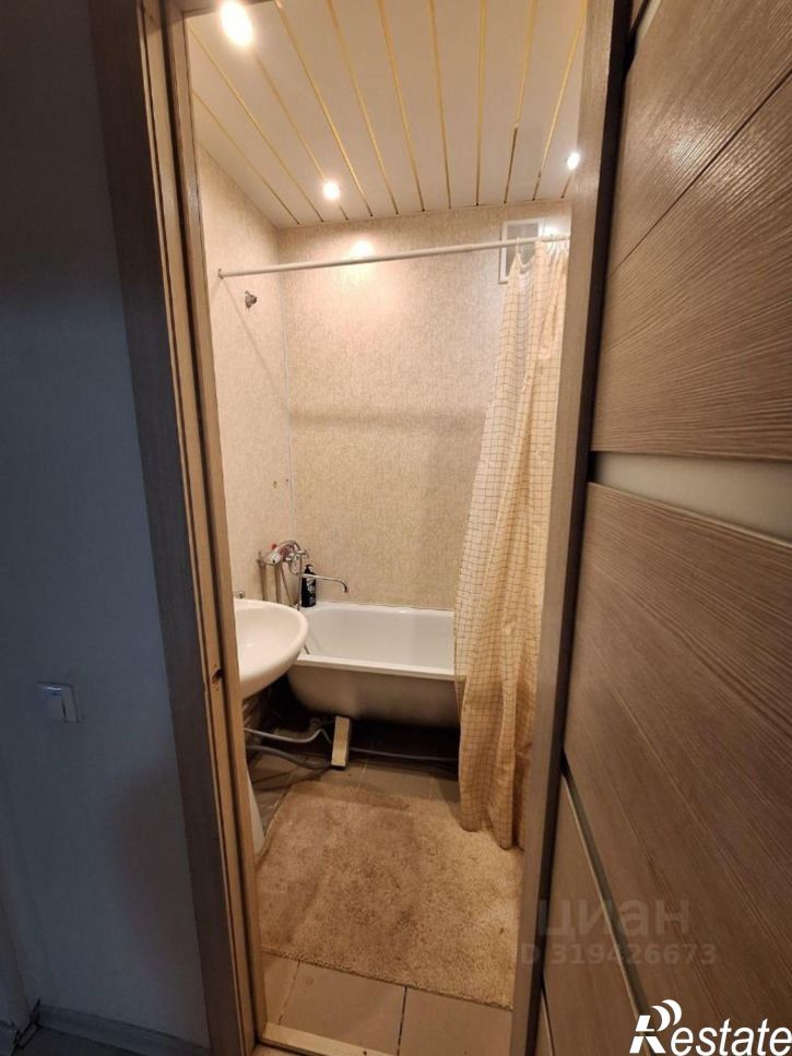 2-комн квартира улица Возрождения, 47,  д. 47