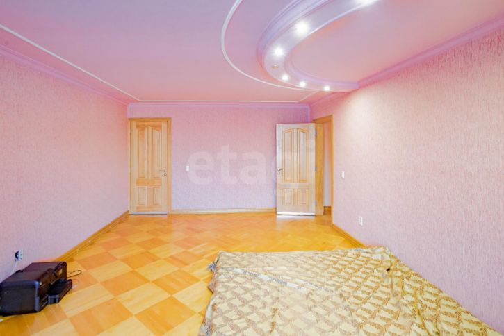 5-комн квартира улица Карла Маркса, 9б