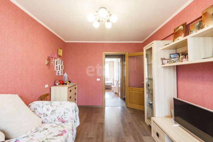 2-комн квартира улица Космонавта Беляева, 1