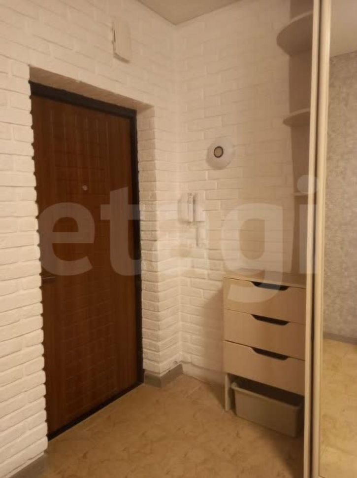 3-комн квартира Колхозная улица, 60а