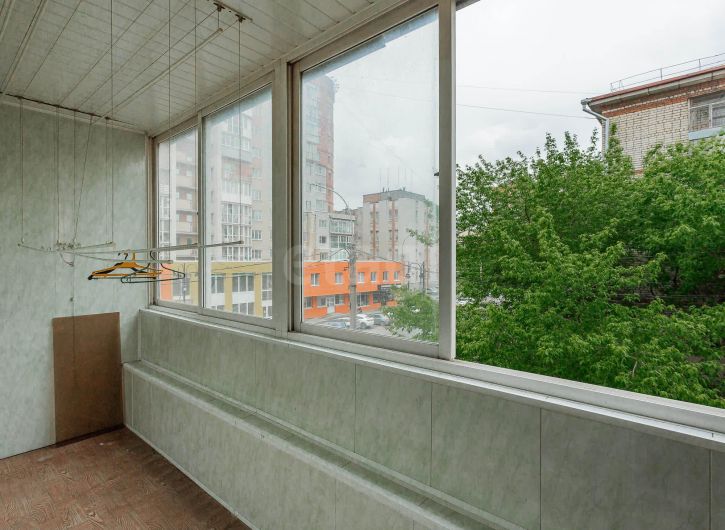 4-комн квартира улица Чехова, 53