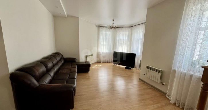 4-комн квартира Комсомольская улица, 7