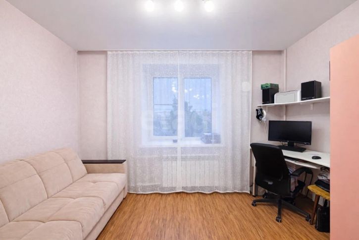2-комн квартира улица Петина, 8б