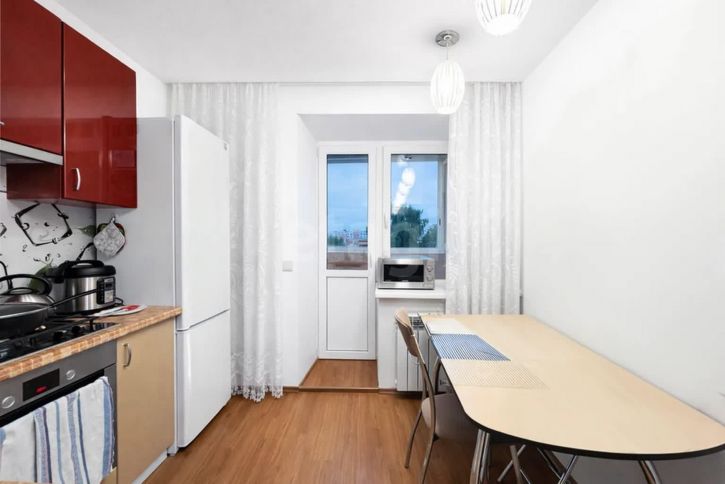 2-комн квартира улица Петина, 8б
